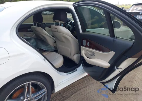 2018 Mercedes-Benz E 300 from USA, damaged, VIN WDDZF4JB2JA455706